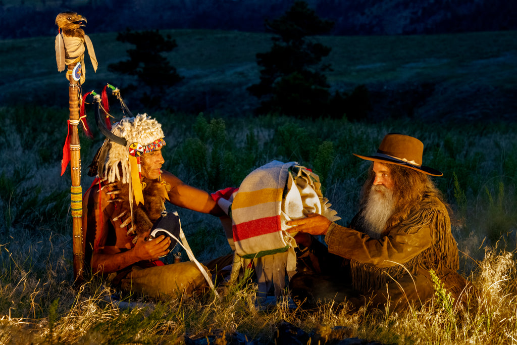 Trading from Two Worlds